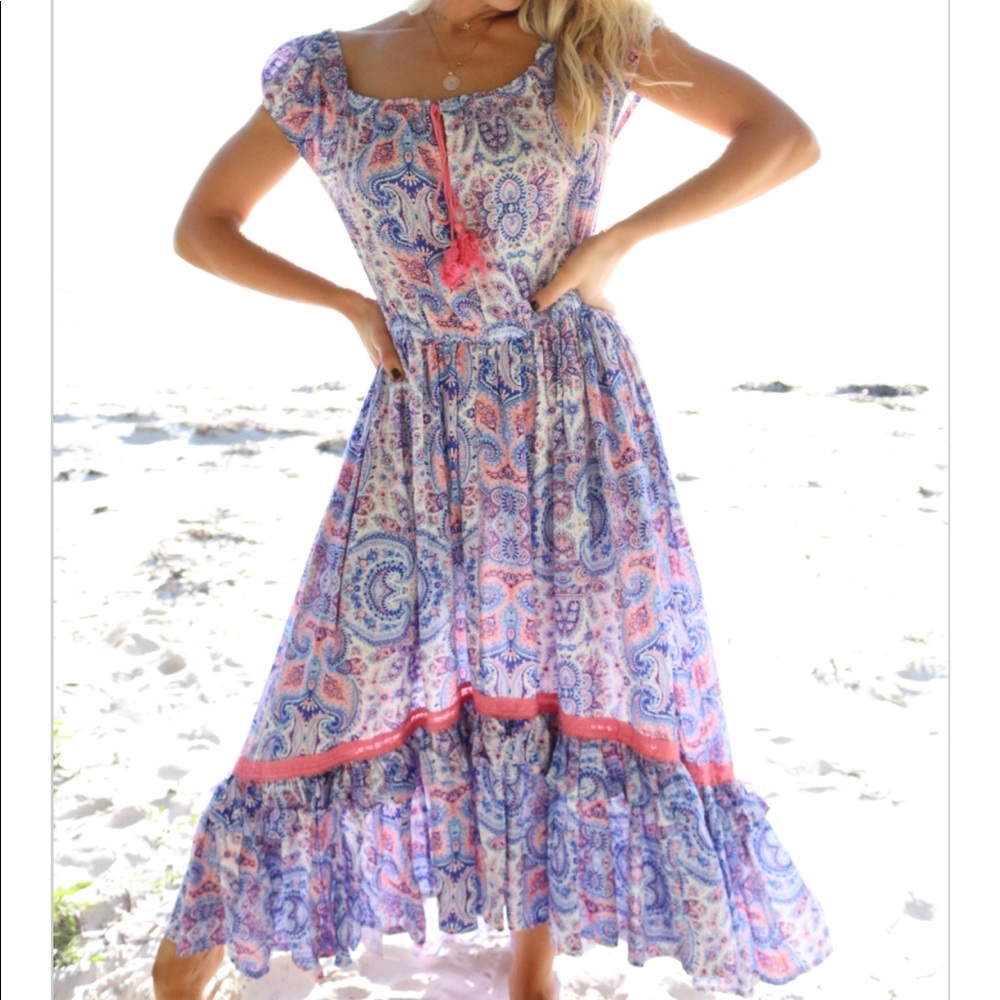Erin Louse Off the shoulder Boho dress